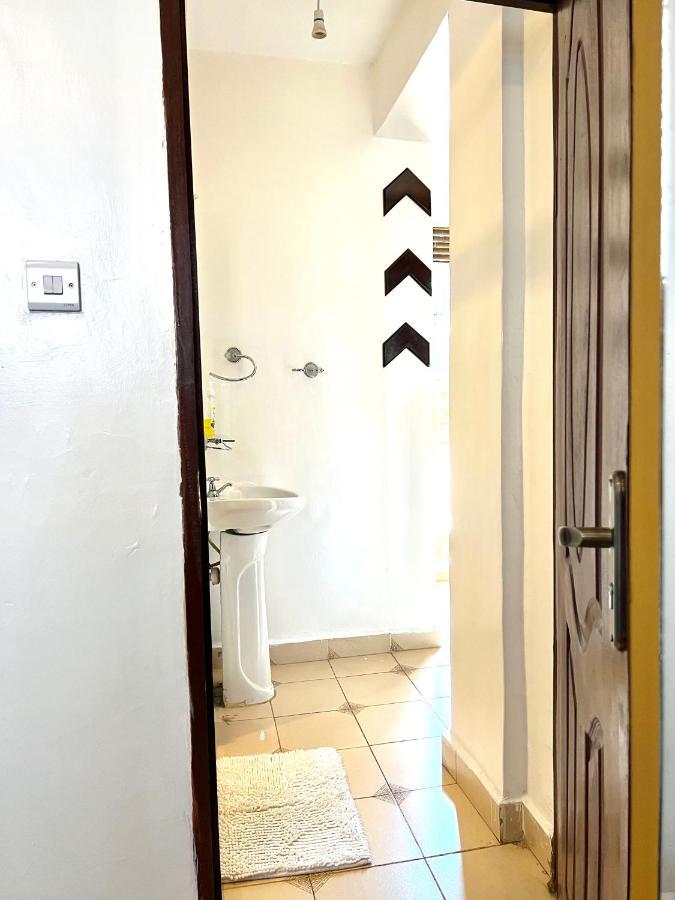 Cozy 1Br Milimani Apartment Kisumu Ngoại thất bức ảnh